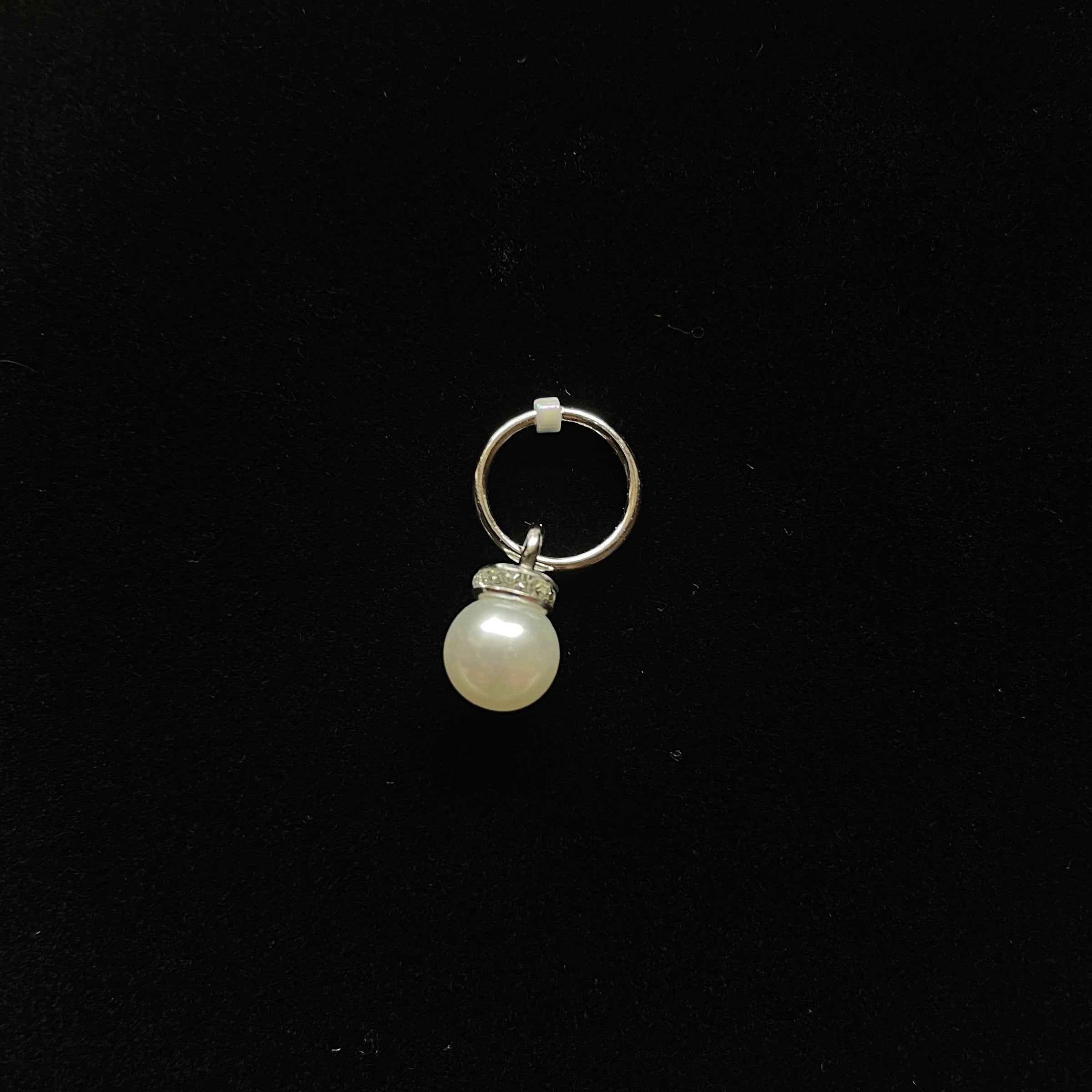 White Pearled Stitch Marker