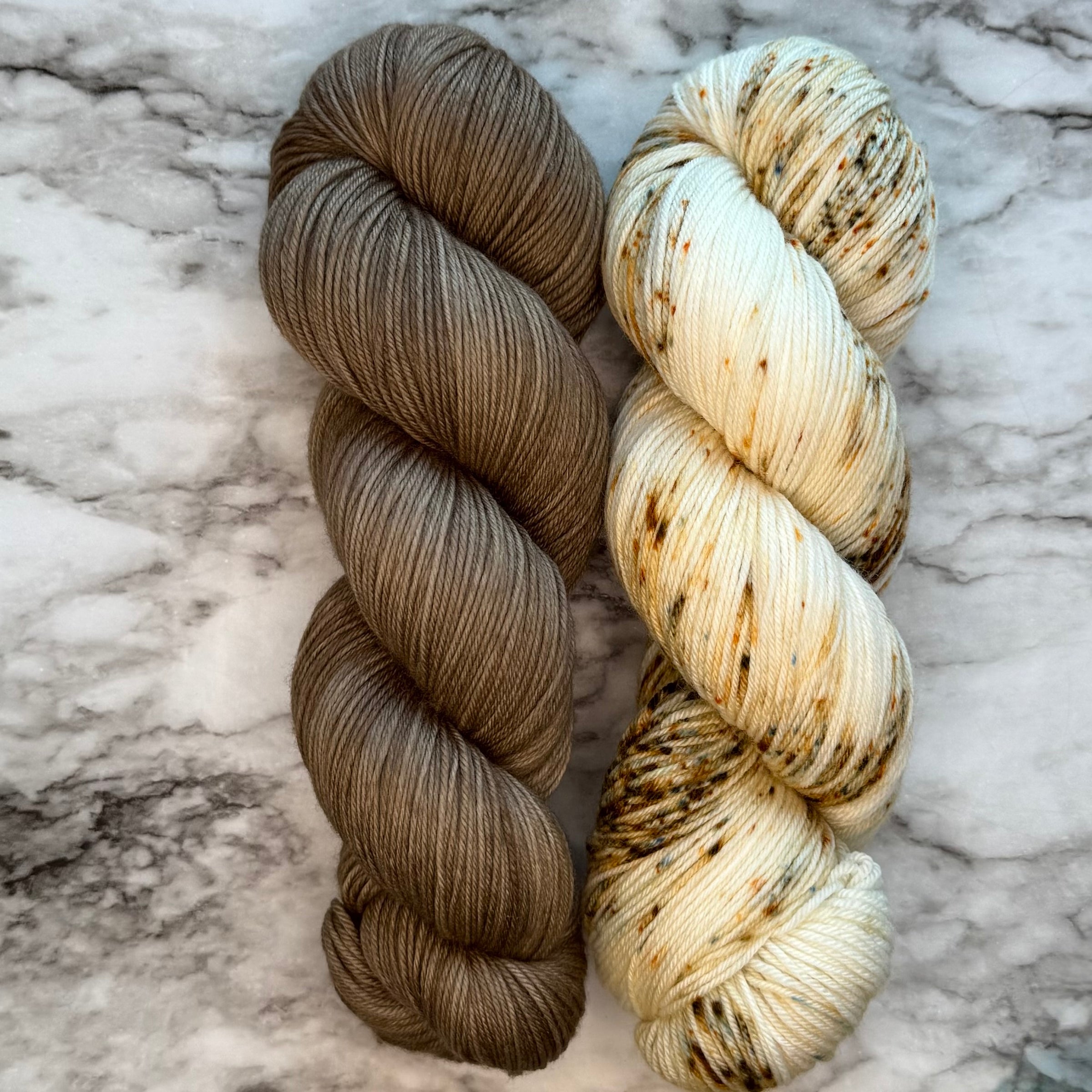Papyrus & Sahara Duo in Aussie Extra Fine Fingering