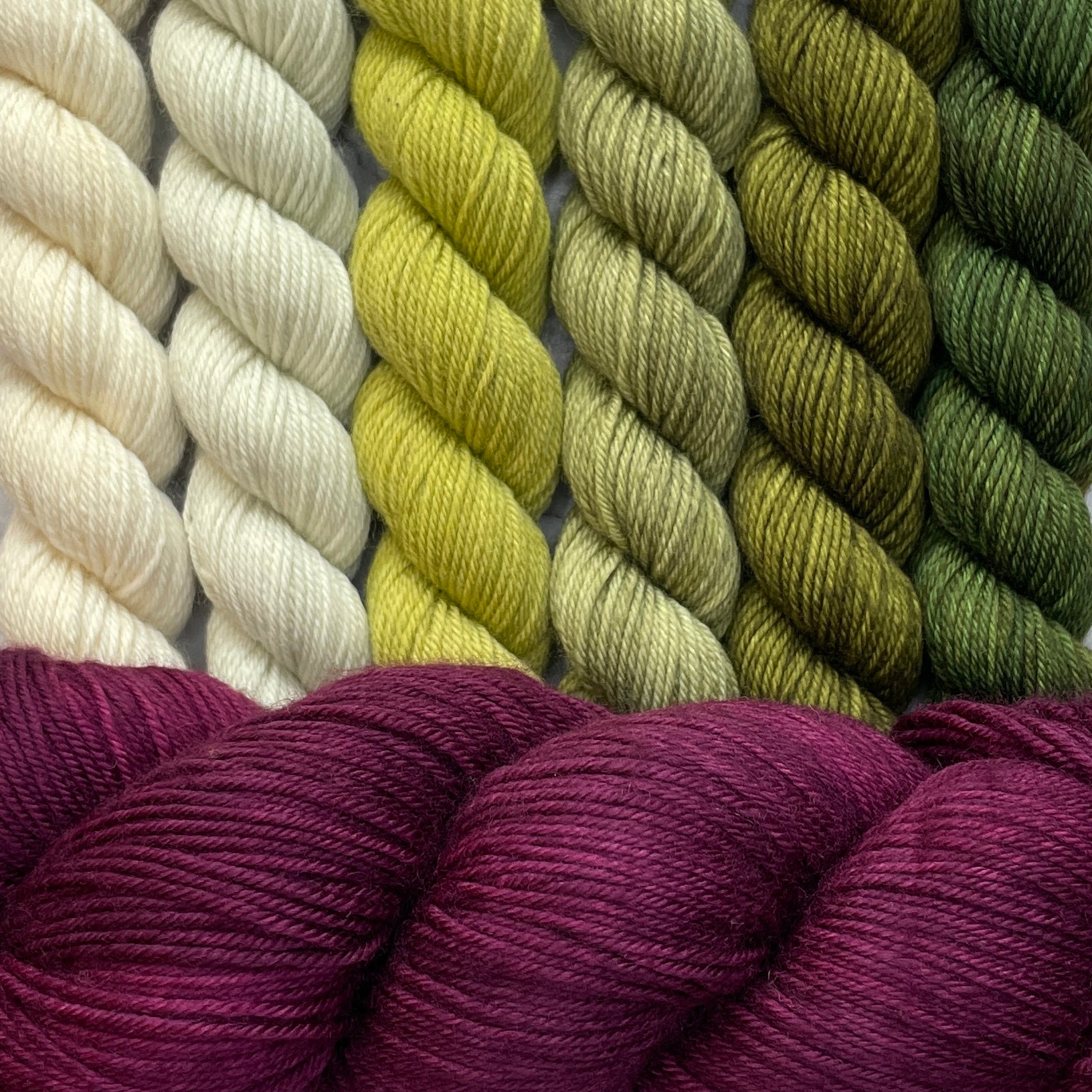 Islands in the Stream Shawl - Verdant Kit, 1 Full Skein & 6 Minis in Aussie Extra Fine Sock with Nylon + 1 Island Wave Progress Keeper