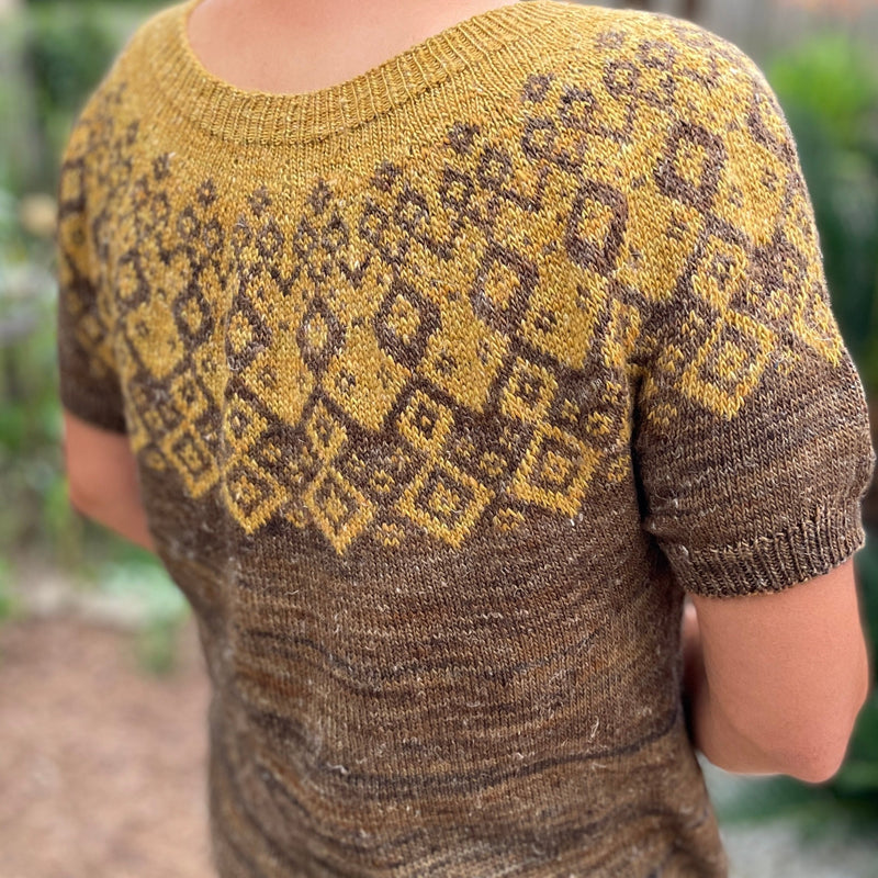 Taybern Light (a design by Joan Fogione, Paper Moon Knits) in Aussie Extra Fine Merino Linen Fingering ⚜️Pattern not included⚜️
