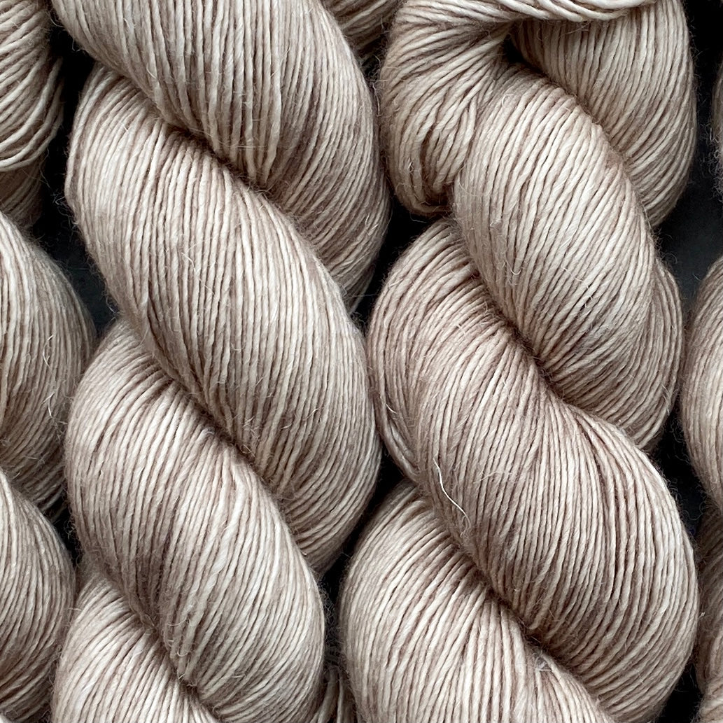 Cashmere Pearl, Merino Linen Fingering Weight