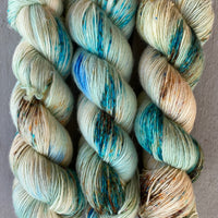 Breakfast at Tiffany's, Merino Linen Fingering Weight