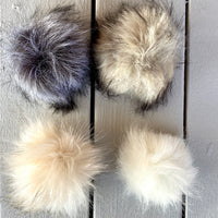 Pompom (Faux Fur Snap On)