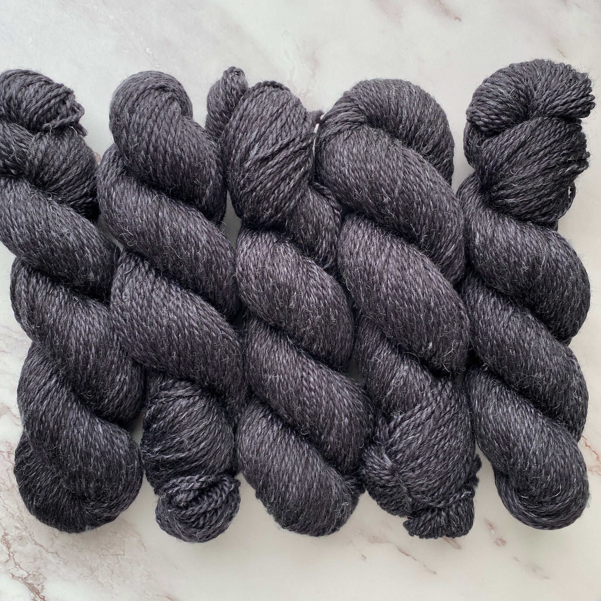 Noir, Merino Linen Aran