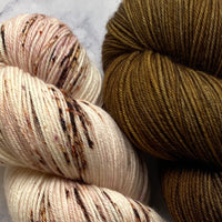 Duo,  Oil Rubbed Bronze + Cinnamon, Aussie Extra Fine Fingering