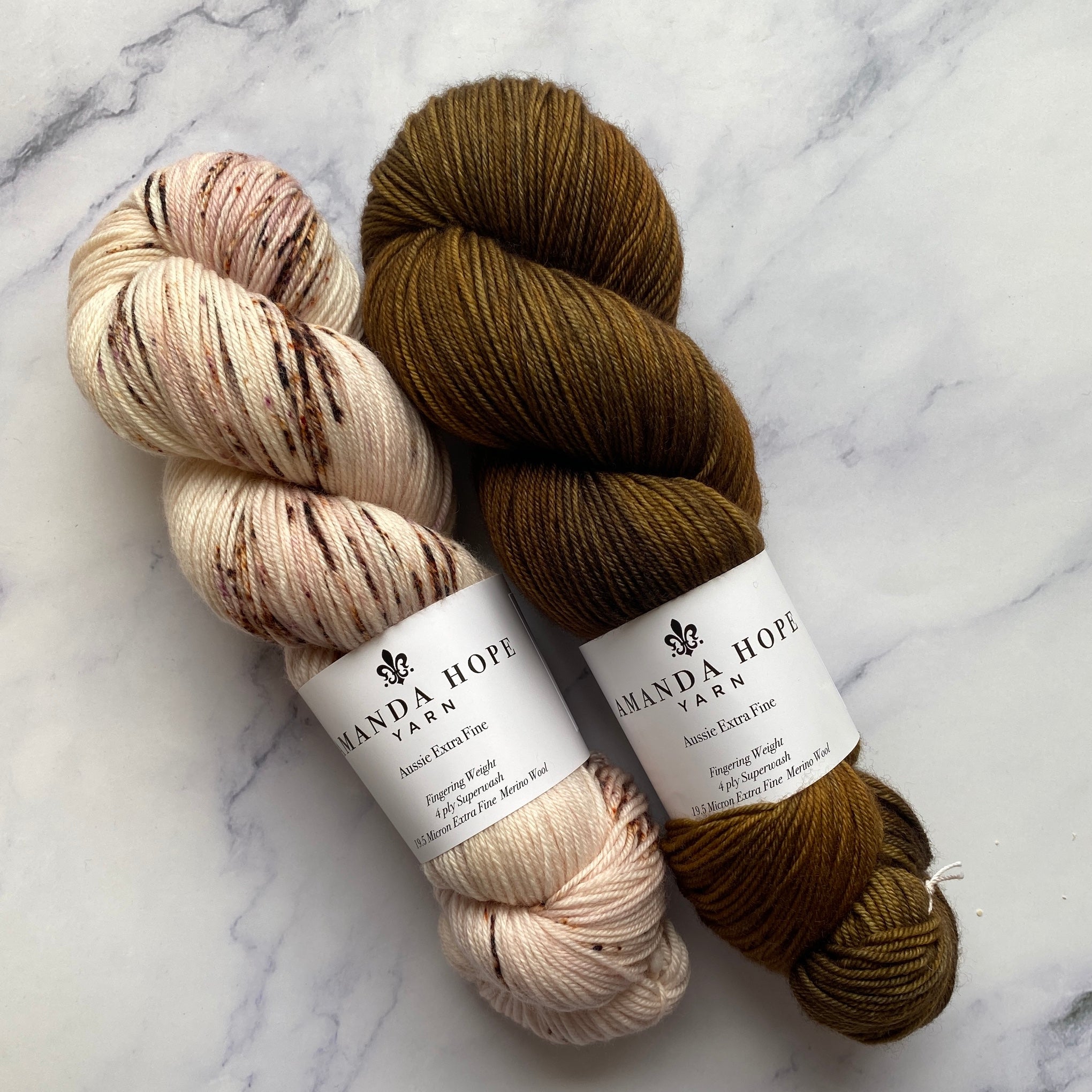 Duo,  Oil Rubbed Bronze + Cinnamon, Aussie Extra Fine Fingering