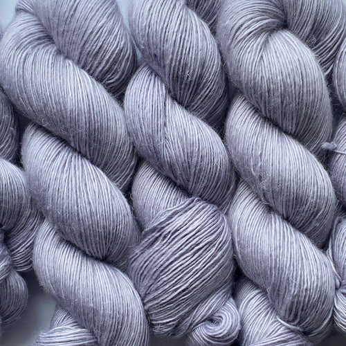 Silver Frost Lavender, Merino Linen Fingering Weight