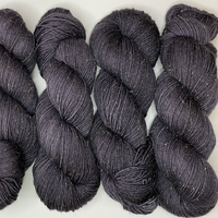 Noir, Aussie Extra Fine Gold